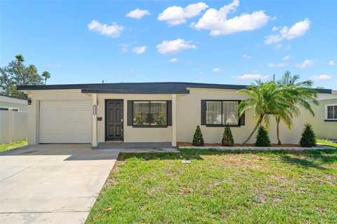 4135 DES MOINES STREET NE, Saint Petersburg, FL 33703