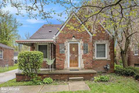 5805 University, Detroit, MI 48224
