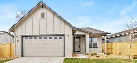 2896 NE Pinnacle Place, Bend, OR 97701