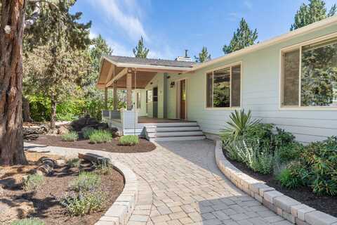 61866 Dobbin Road, Bend, OR 97702