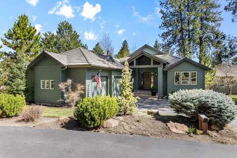 19591 Green Lakes Loop, Bend, OR 97702