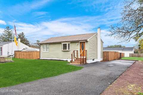 900 Commonwealth Boulevard, Toms River, NJ 08757