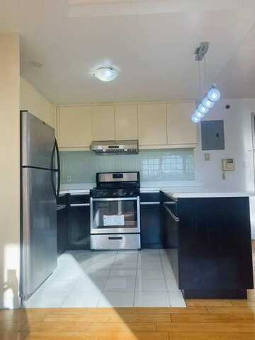 132-03 Sandford Avenue, Flushing, NY 11355