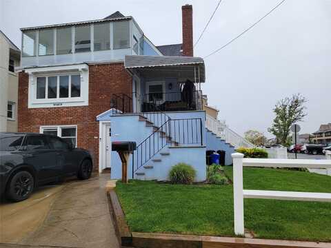 61 Roosevelt Blvd, Long Beach, NY 11561