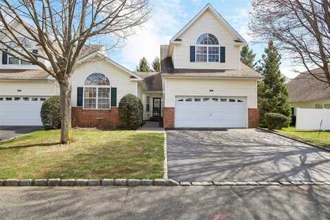 2 Shelly Lane, Mount Sinai, NY 11766