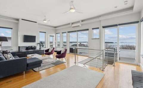 125 Morning Street, Portland, ME 04101