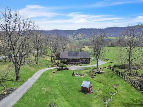 2998 Green Valley Rd., PETERSTOWN, WV 24963
