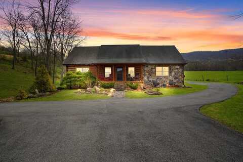 2998 Green Valley Rd., PETERSTOWN, WV 24963