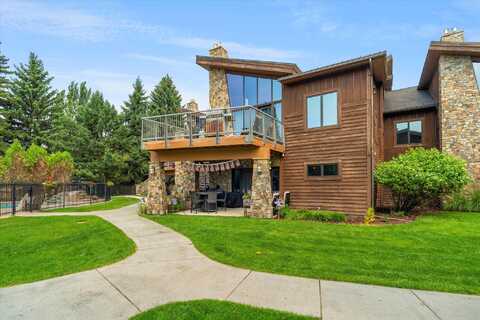 600 Grand Drive, Bigfork, MT 59911