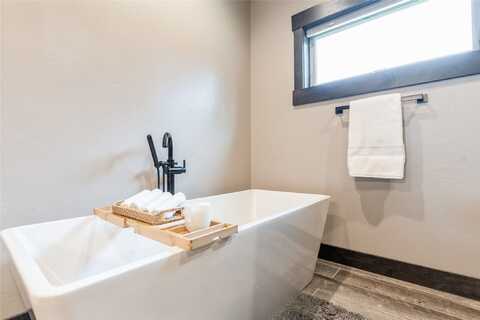 124 Hidden Waters Lane, Kalispell, MT 59901