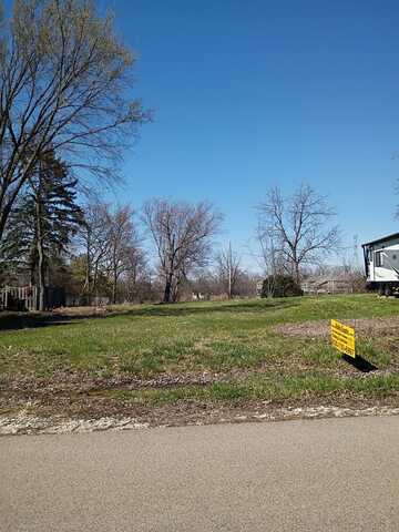 27w070 Hickory Lane, West Chicago, IL 60185