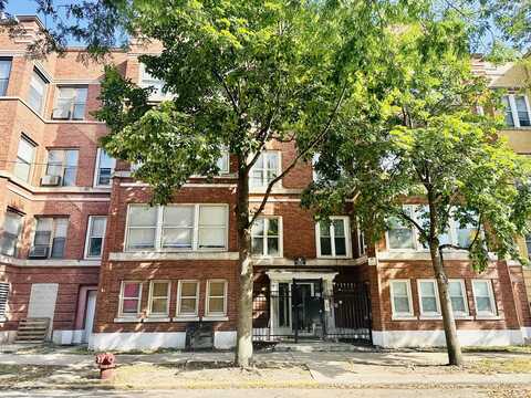 4731 S Ingleside Avenue, Chicago, IL 60615