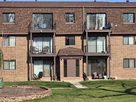 501 Mchenry Road, Wheeling, IL 60090