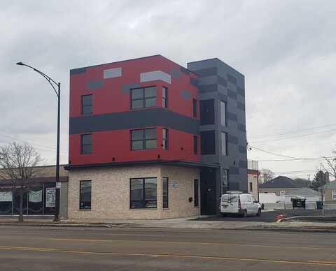 5051 N Harlem Avenue, Chicago, IL 60656