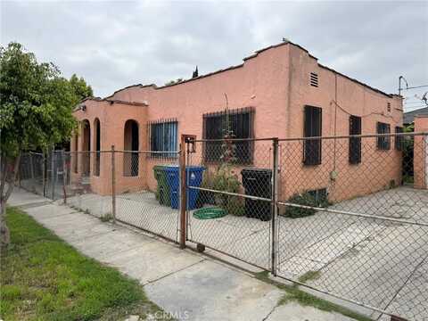 8221 Towne Avenue, Los Angeles, CA 90003