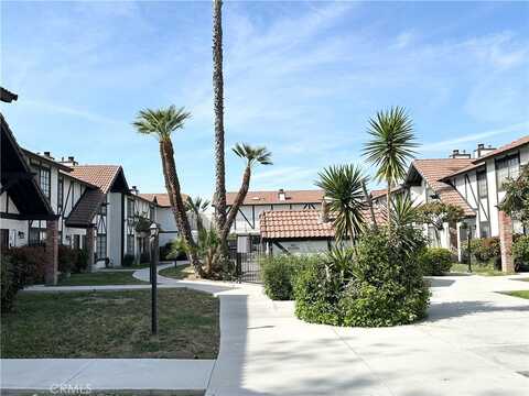 1013 W Linden Street, Riverside, CA 92507