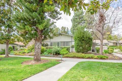 523 Calle Aragon, Laguna Woods, CA 92637