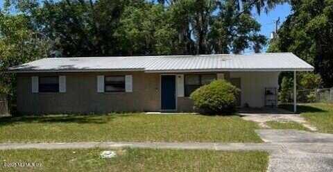 2418 HUSSON Avenue, Palatka, FL 32177