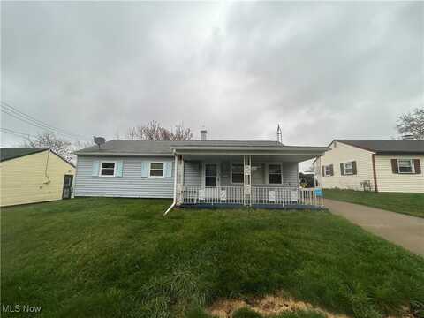 2424 Mccartney Road, Youngstown, OH 44505