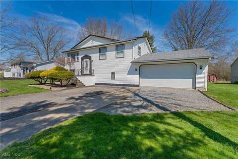 1863 Beaver Trail, Mineral Ridge, OH 44440