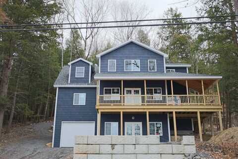 467 Memorial Drive, Winthrop, ME 04364
