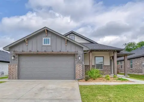 20101 Park Lane, Harrah, OK 73045