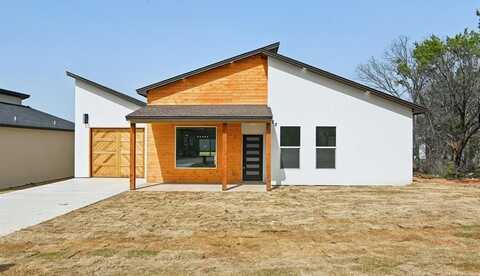 828 Indian Drive, Granbury, TX 76048