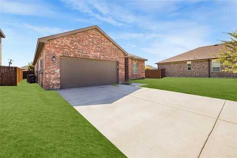 13344 Ridings Drive, Fort Worth, TX 76052