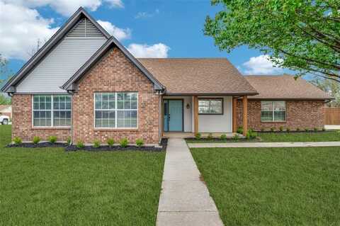 1106 N Saint James Circle, Pilot Point, TX 76258