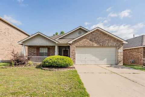 1084 Appaloosa Circle, Fort Worth, TX 76179