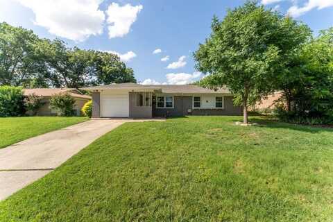 8820 Guadalupe Road, Fort Worth, TX 76116