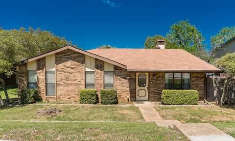 749 Walnut Drive, Lewisville, TX 75067