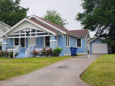 911 W 6th St, Coffeyville, KS 67337