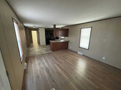 725 W. Thornton Avenue, Hemet, CA 92543