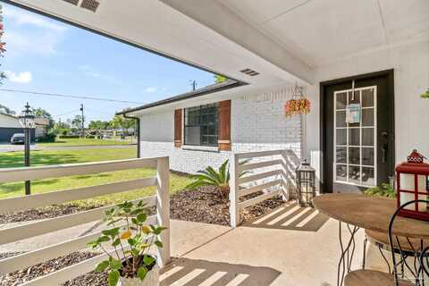 4470 Jumento Dr, Pensacola, FL 32514