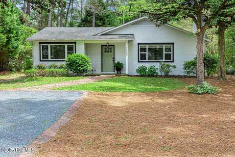 1369 Linden Road, Aberdeen, NC 28315