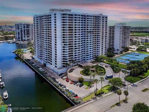 2500 Parkview Dr, Hallandale Beach, FL 33009