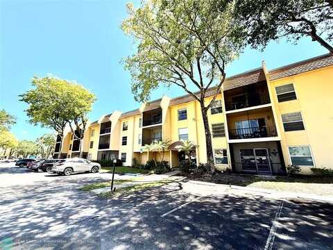 480 NW 20th St, Boca Raton, FL 33431