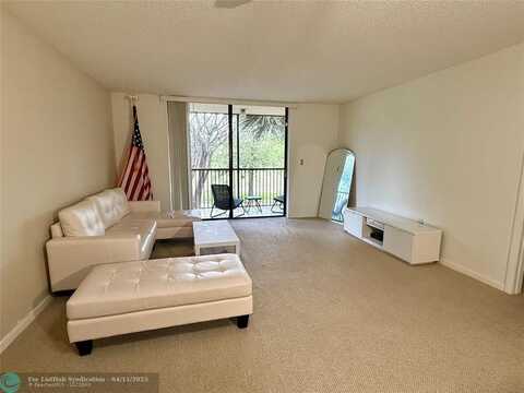5550 NW 44 St, Lauderhill, FL 33319