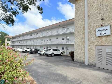 4706 NW 36th St, Lauderdale Lakes, FL 33319