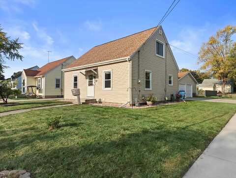 1326 WIRTZ Avenue, GREEN BAY, WI 54304