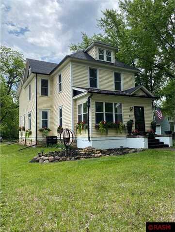 607 N Minnesota Avenue, Saint Peter, MN 56082
