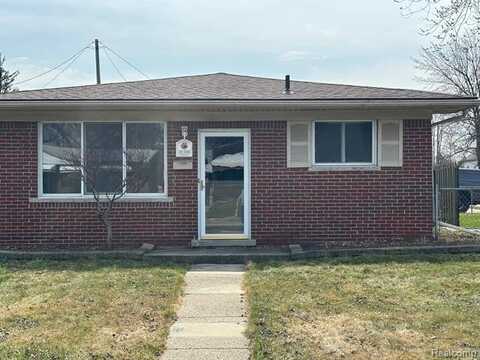 18388 BLUE ISLAND Court, Roseville, MI 48066