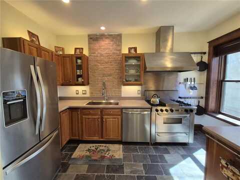 1311 Yale Place, Minneapolis, MN 55403