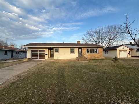 1030 32nd Avenue N, Saint Cloud, MN 56303