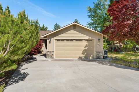 17315 Squirrel Ct., Weed, CA 96094