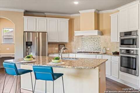 3903 Brazos Bend, San Antonio, TX 78245