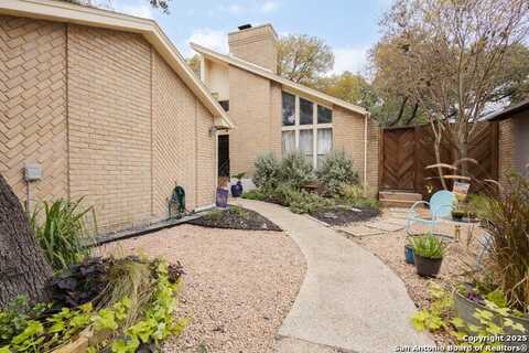 3483 Wellsprings Dr, San Antonio, TX 78230