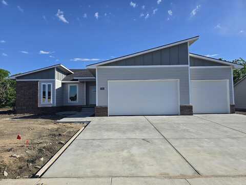 1214 SE 8th, Newton, KS 67114