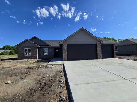 1102 SE 8th, Newton, KS 67114